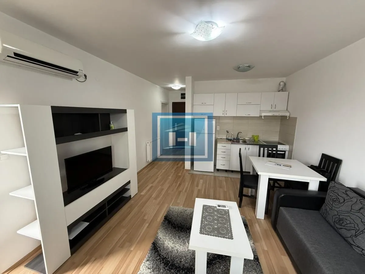 Izdavanje, jednosoban stan, 41m², Centar, Jagodina