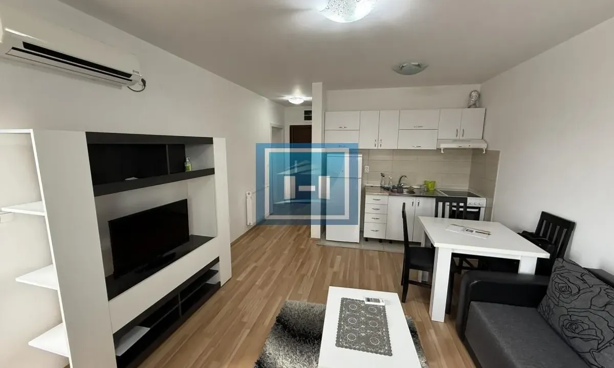 Izdavanje, jednosoban stan, 41m², Centar, Jagodina