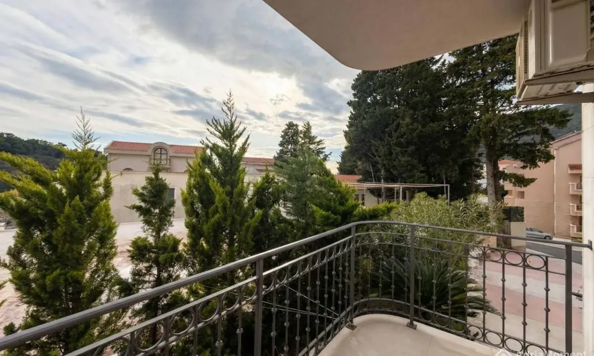 Prodaja, jednosoban stan, 53m², Petrovac, Budva