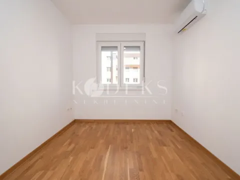 Izdavanje, dvosoban stan, 64m², City Kvart, Podgorica - image 6