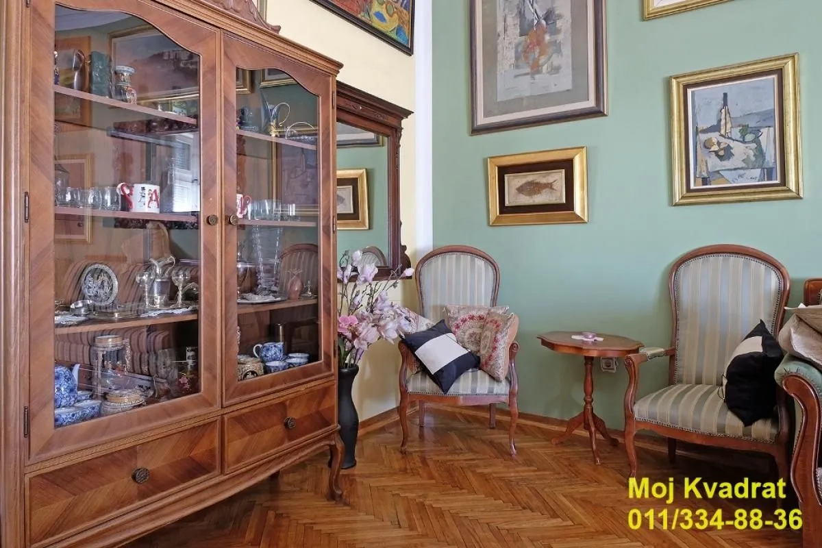 Prodaja, trosoban stan, 110m², Stari Grad, Beograd