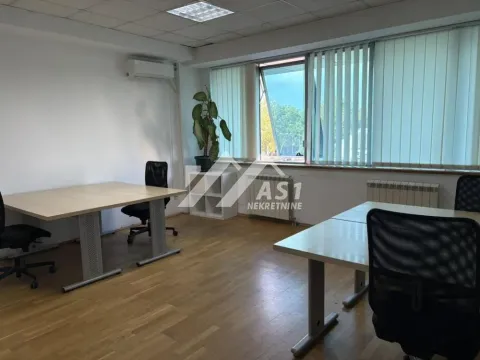 Poslovni prostor in Bulevar Oslobodjenja