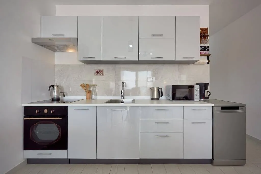 Prodaja, trosoban stan, 55m², Pržno, Budva