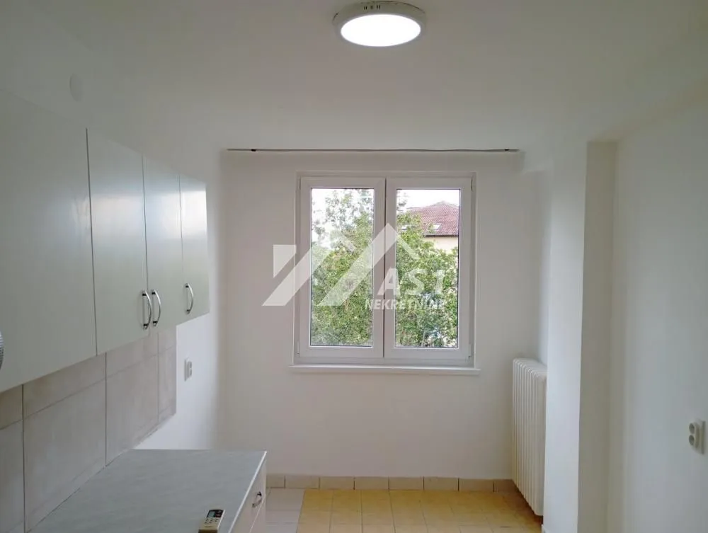 Rent, two bedroom apartment, 62m², Železnička Stanica, Novi Sad Sve Podlokacije