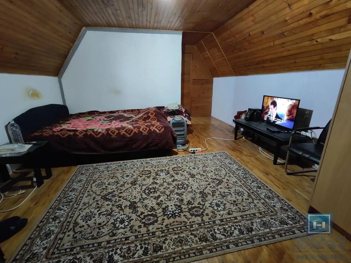 Prodaja, kuća, 192m², Đurđevo brdo, Jagodina