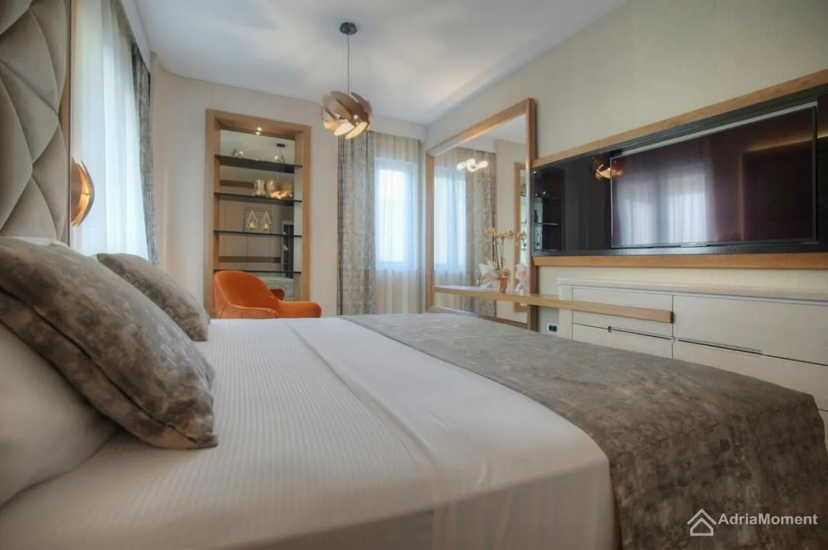 Prodaja, kuća, 190m², Prijevor, Budva