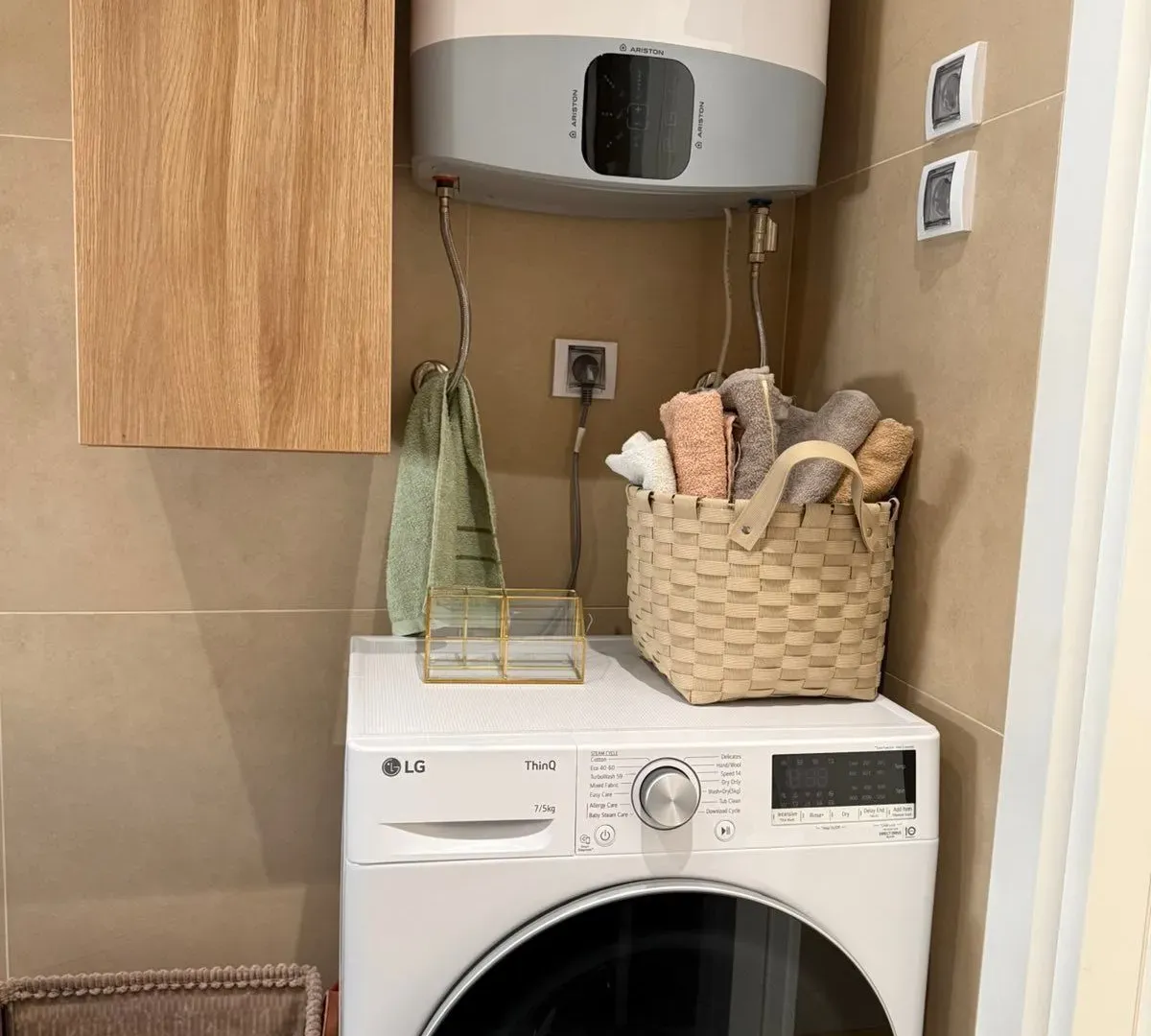 Rent, one bedroom apartment, 42m², Tološka šuma, Podgorica