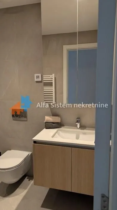 Rent, three bedroom apartment, 73m², Savski Venac, Beograd