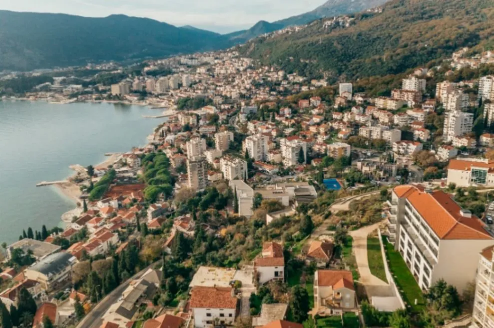 Prodaja, dvosoban stan, 76m², Topla, Herceg Novi