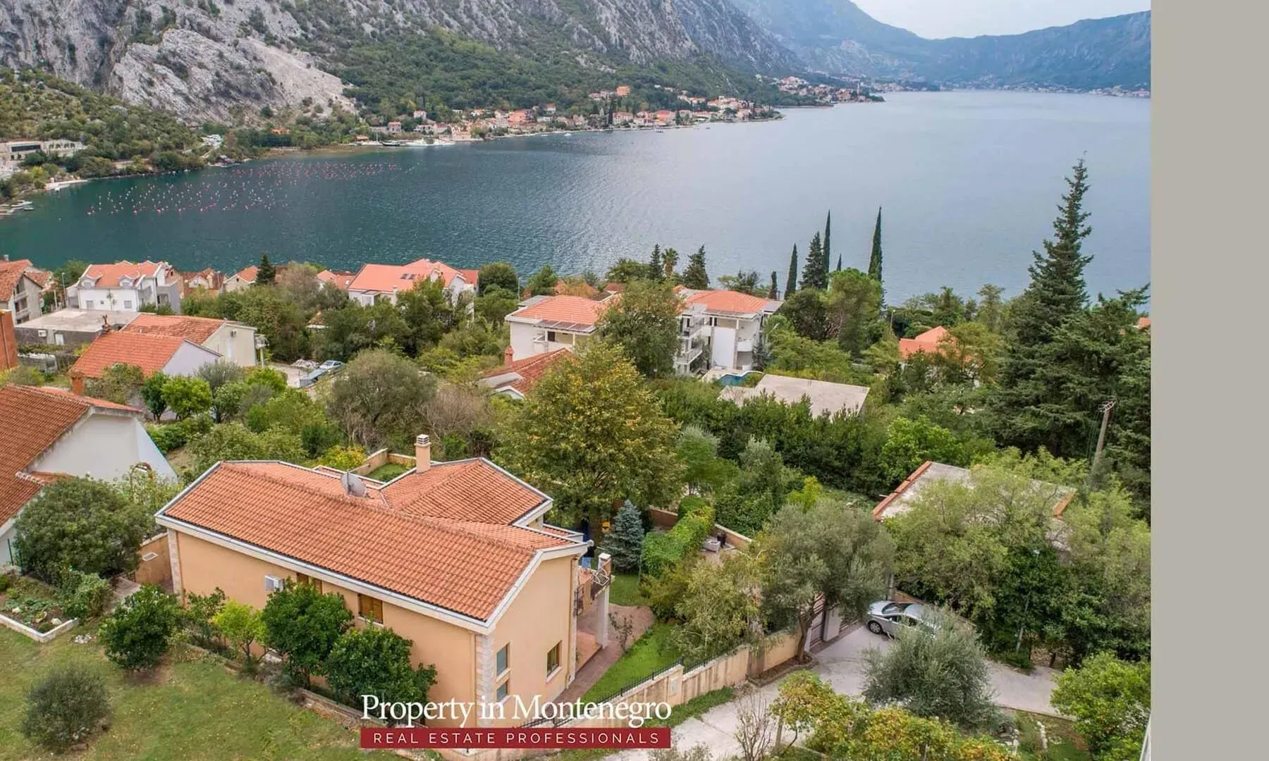 Prodaja, kuća, 303m², Orahovac, Kotor
