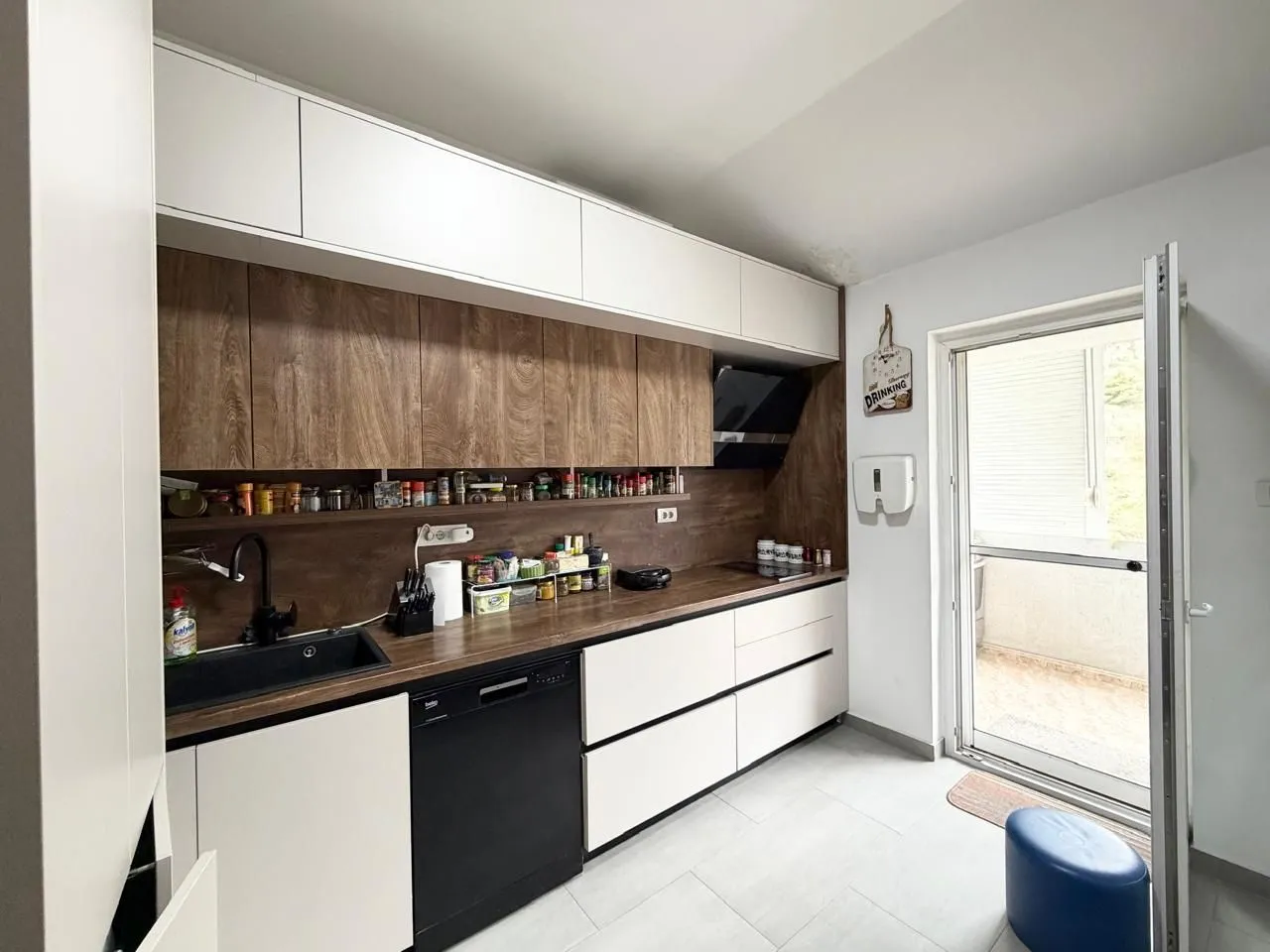 Sale, three bedroom apartment, 126m², Malo Brdo, Podgorica