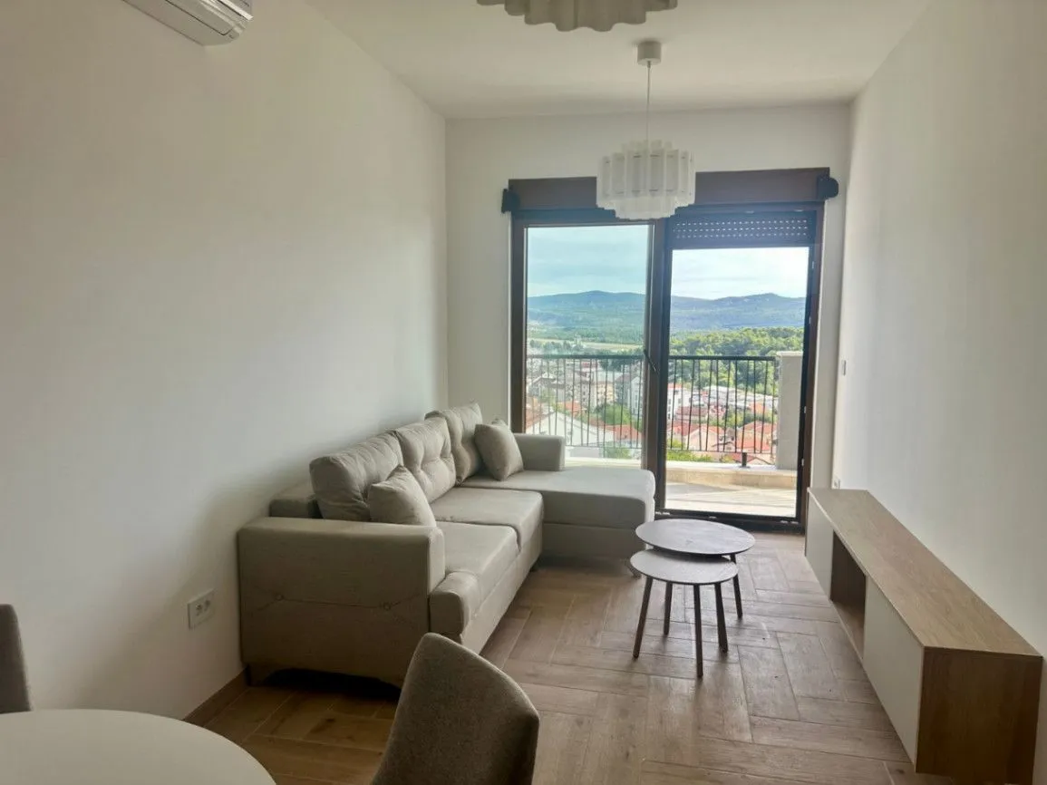 Rent, one bedroom apartment, 45m², Kava, Tivat