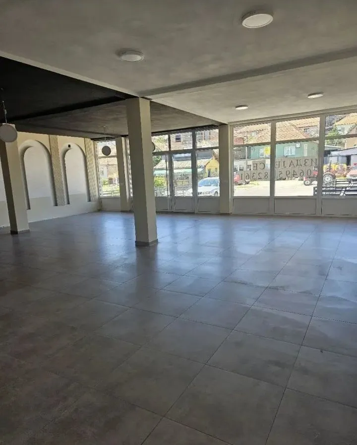 Rent, office space, 140m², Smederevo, Srbija