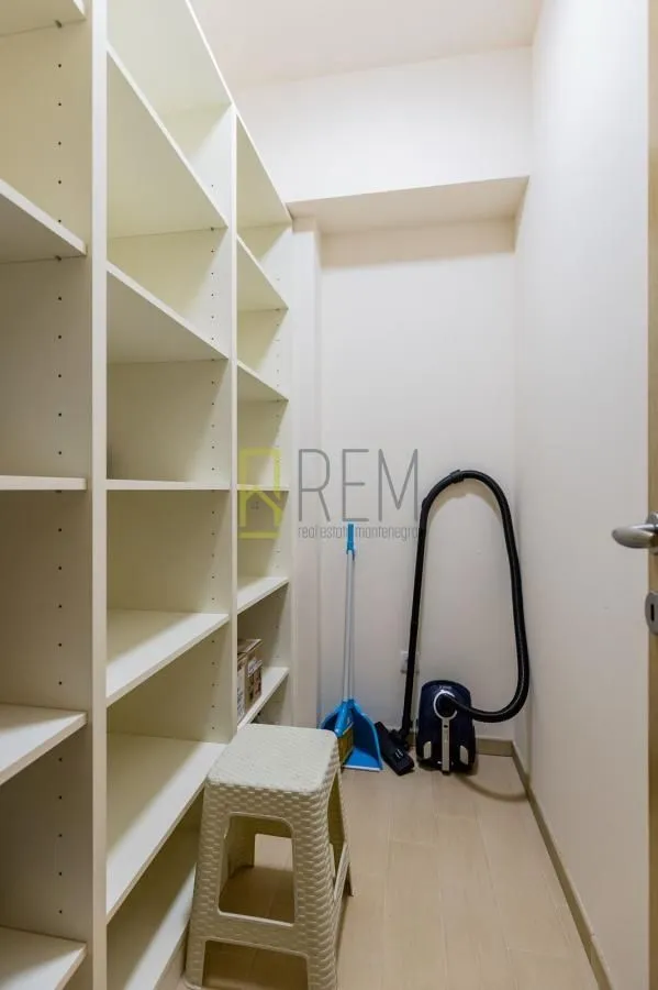 Sale, two bedroom apartment, 96m², Pržno, Budva