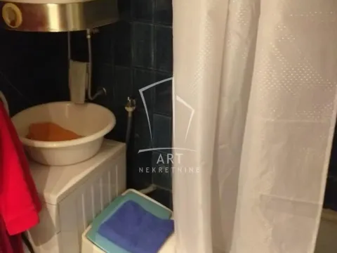 Prodaja, četvorosoban stan, 88m², Kalenić Pijaca, Vračar Sve Podlokacije - image 12