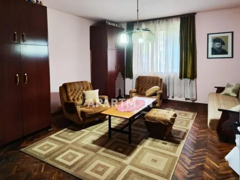 Prodaja, dvosoban stan, 61m², Brace Jerković, Voždovac Sve Podlokacije