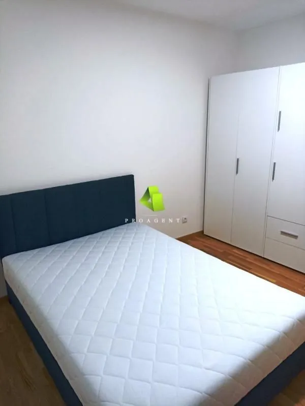 Izdavanje, dvosoban stan, 67m², Medijana, Niš