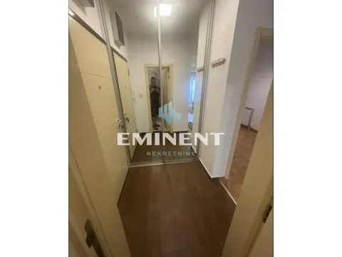 Izdavanje, trosoban stan, 53m², Lion, Zvezdara Sve Podlokacije - image 7