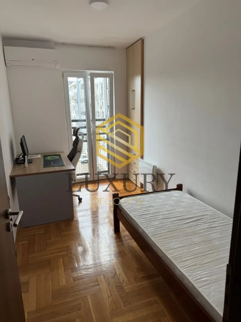 Rent, two bedroom apartment, 56m², City Kvart, Podgorica