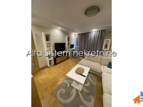 Rent, two bedroom apartment, 50m², Vračar Hram, Vračar Sve Podlokacije - image 2