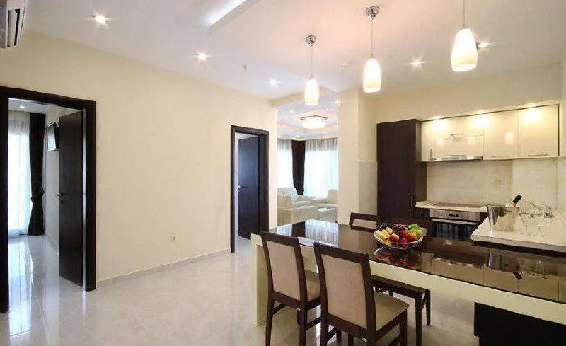 Rent, two bedroom apartment, 83m², Bečići, Budva