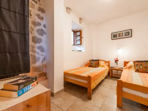 Prodaja, kuća, 168m², Prčanj, Kotor - image 28