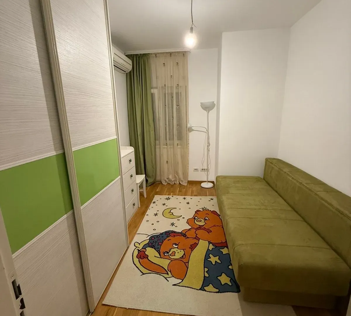 Izdavanje, dvosoban stan, 70m², City Kvart, Podgorica