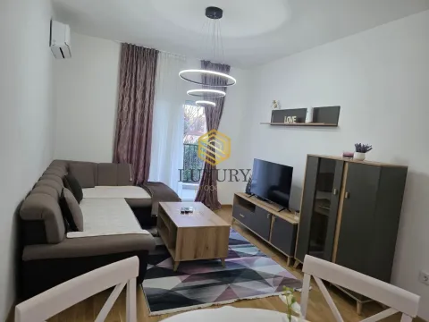 Rent, two bedroom apartment, 70m², Stara Varoš, Podgorica - image 15
