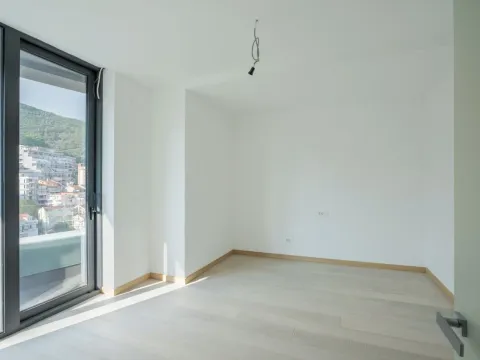 Sale, four bedroom apartment, 270m², Budva, Crna Gora - image 17