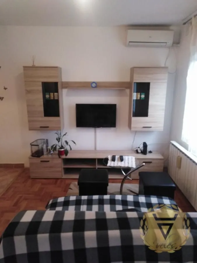 Izdavanje, jednosoban stan, 32m², Kumodraž 1, Kumodraž Sve Podlokacije