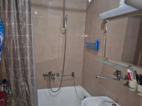 Izdavanje, garsonjera, 40m², Preko Morače, Podgorica - image 8