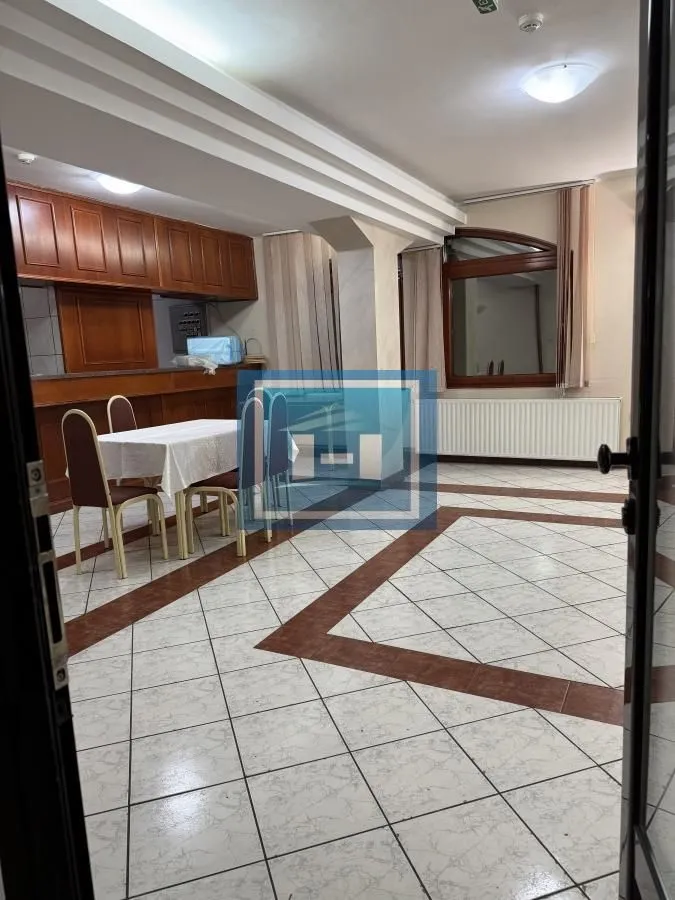 Prodaja, ugostiteljski objekat, 1560m², Despotovac, Srbija