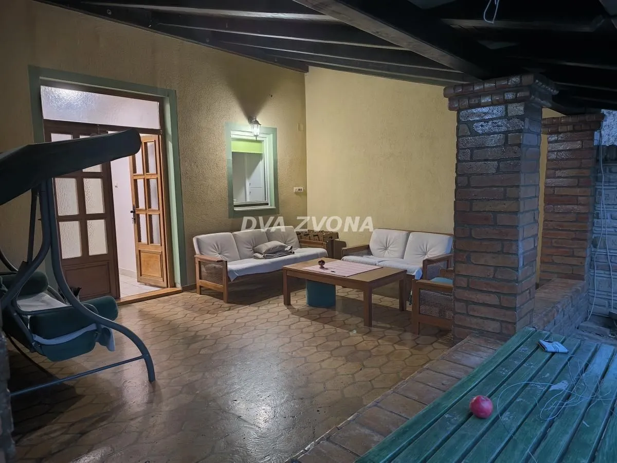 Prodaja, kuća, 166m², Temerin, Novi Sad