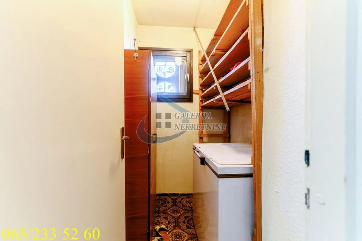 Prodaja, trosoban stan, 92m², Vidikovački venac, Rakovica