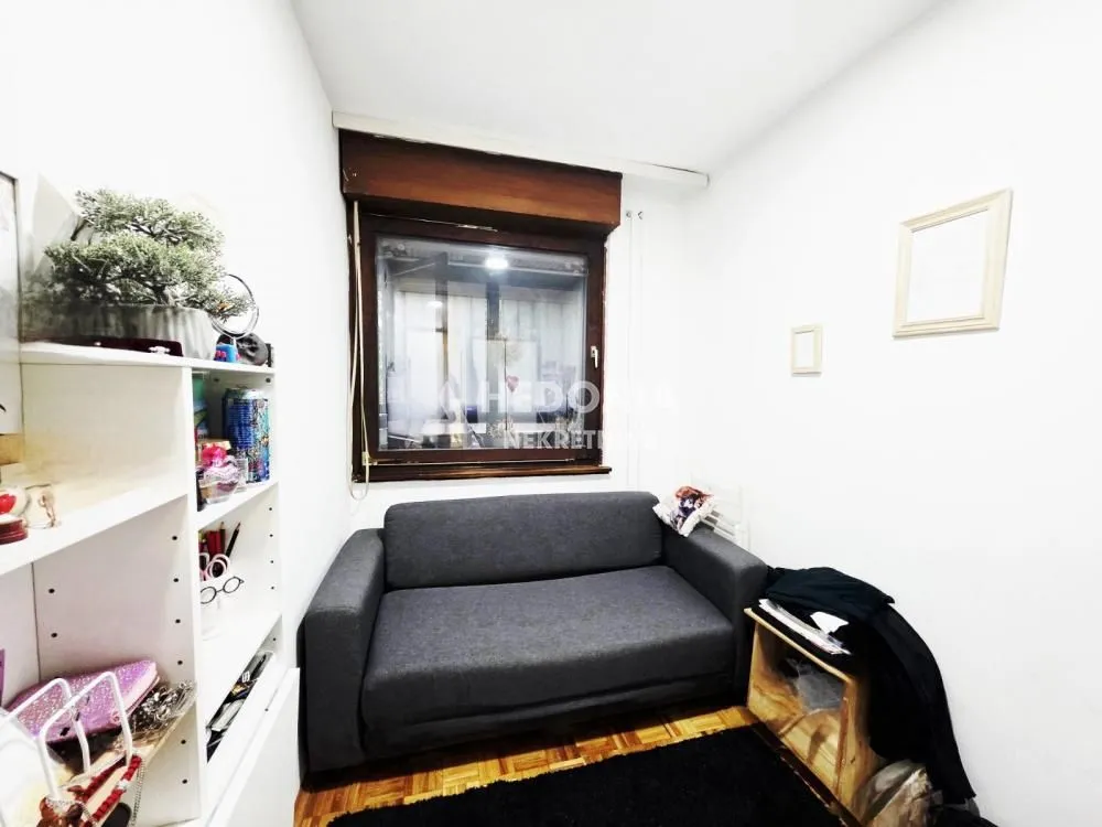 Prodaja, jednosoban stan, 50m², Novi Beograd Blok 72, Novi Beograd Sve Podlokacije