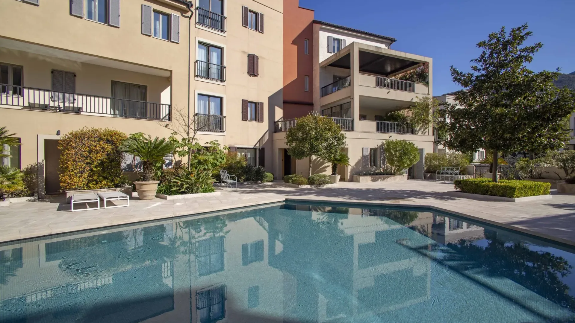 Prodaja, stan, 68m², Tivat, Crna Gora