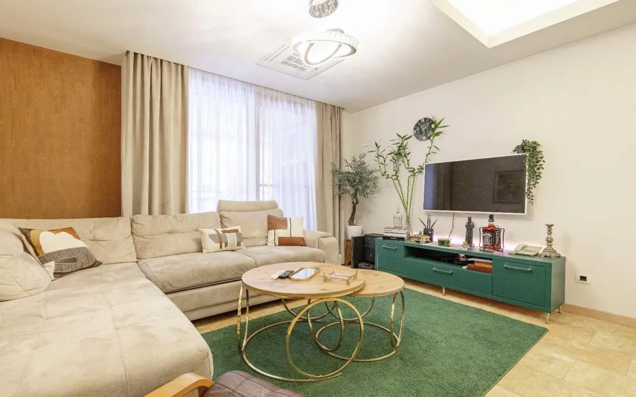 Sale, two bedroom apartment, 82m², Rozino, Budva
