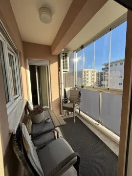 Sale, two bedroom apartment, 72m², City Kvart, Podgorica - image 3