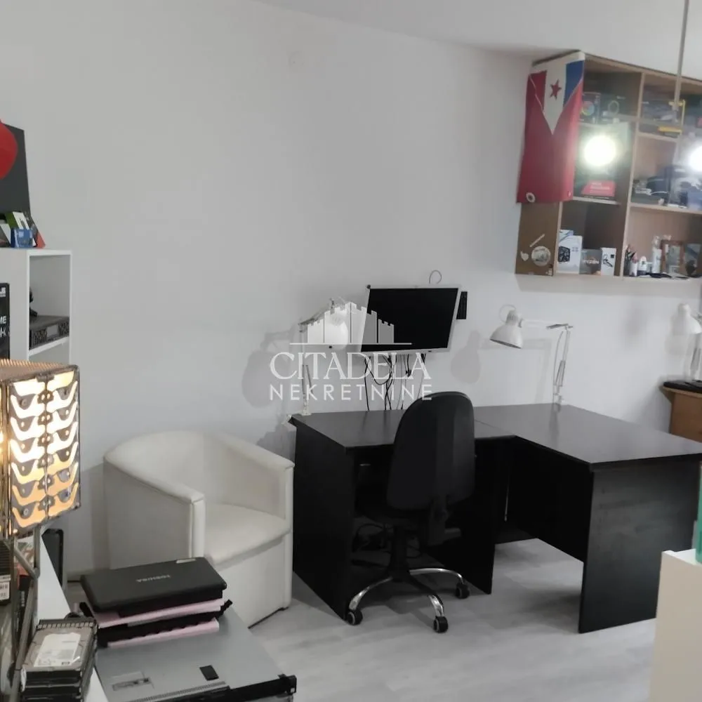 Prodaja, dvosoban stan, 56m², Čukarica, Beograd