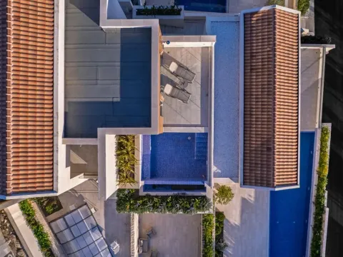 Sale, house, 312m², Tivat, Crna Gora - image 32