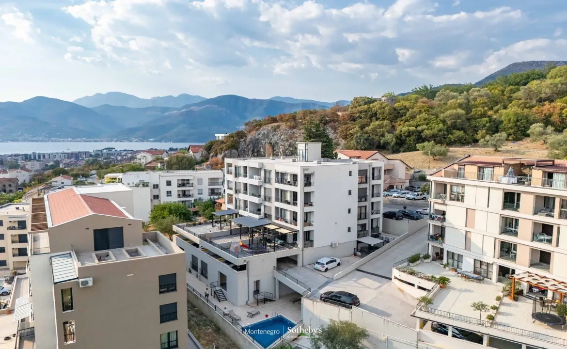 Sale, two bedroom apartment, 80m², Mažina, Tivat