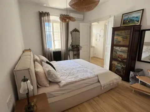 Izdavanje, kuća, 240m², Donja Lastva, Tivat - image 6