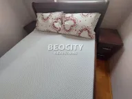 Izdavanje, trosoban stan, 65m², Centar, Novi Sad - image 9