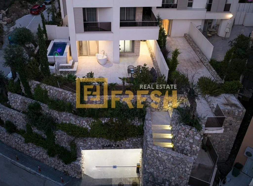 Sale, one bedroom apartment, 136m², Rafailovići, Budva