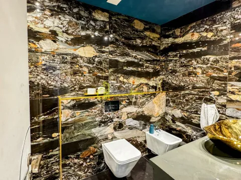 Prodaja, trosoban stan, 140m², Budva, Crna Gora - image 12