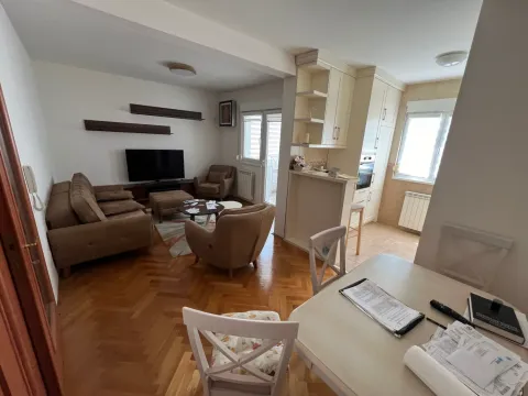 Prodaja, dvosoban stan, 76m², Bar, Crna Gora