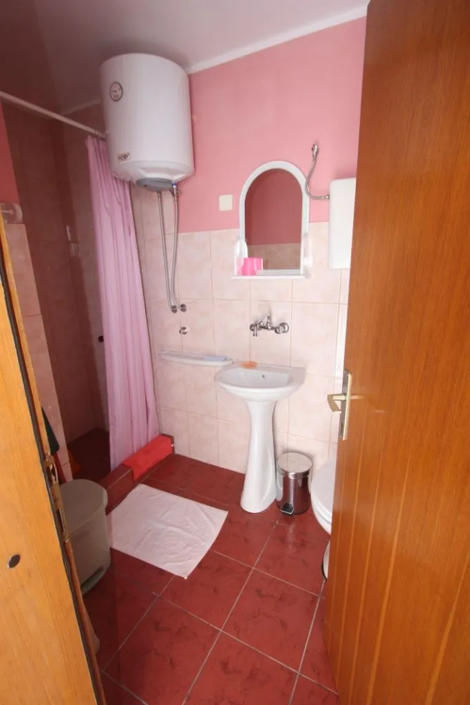 Sale, house, 130m², Utjeha, Bar