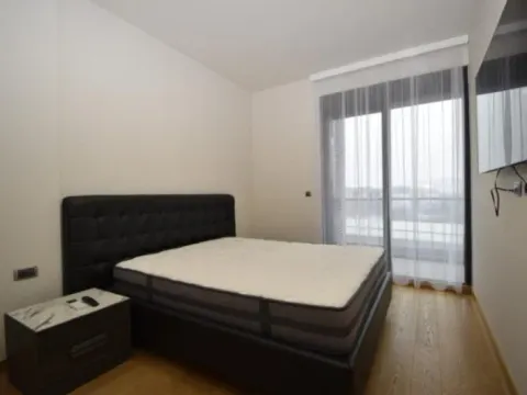 Izdavanje, trosoban stan, 120m², Kod Capital Plaze, Podgorica - image 7