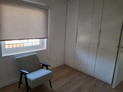 Izdavanje, dvosoban stan, 66m², Centar, Tivat - image 13