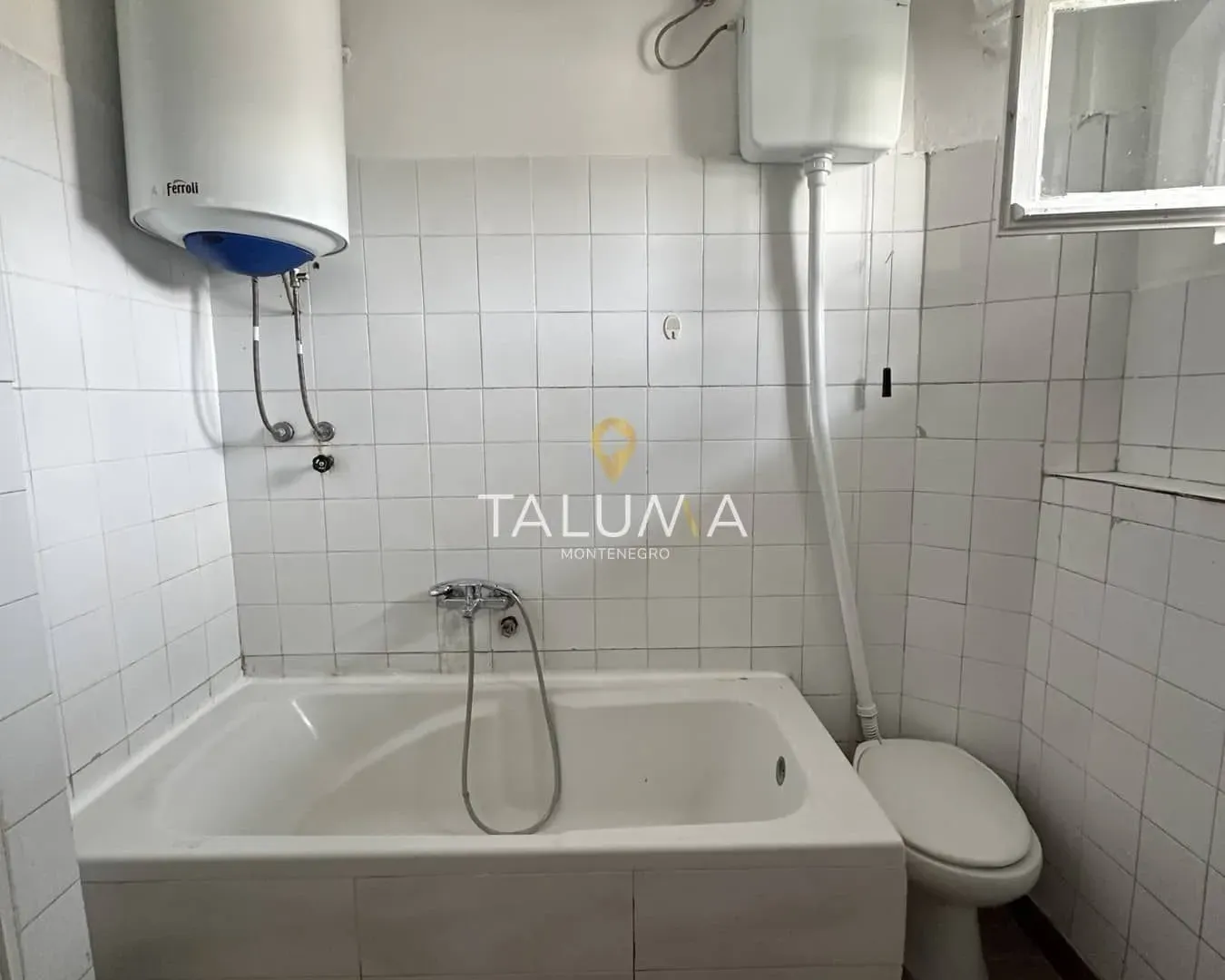 Izdavanje, dvosoban stan, 65m², Pobrežje, Podgorica